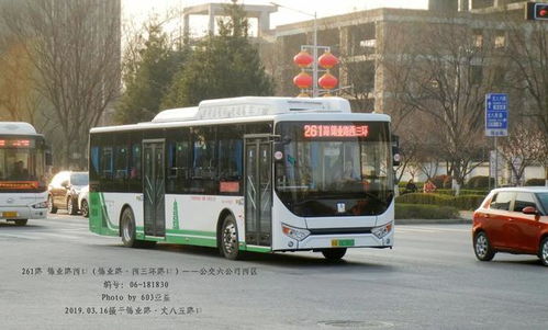 探访西安高新“工作型”公交线路 早高峰爆满，连续五六辆公交车难以上车